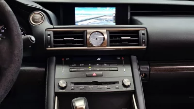 Lexus IS