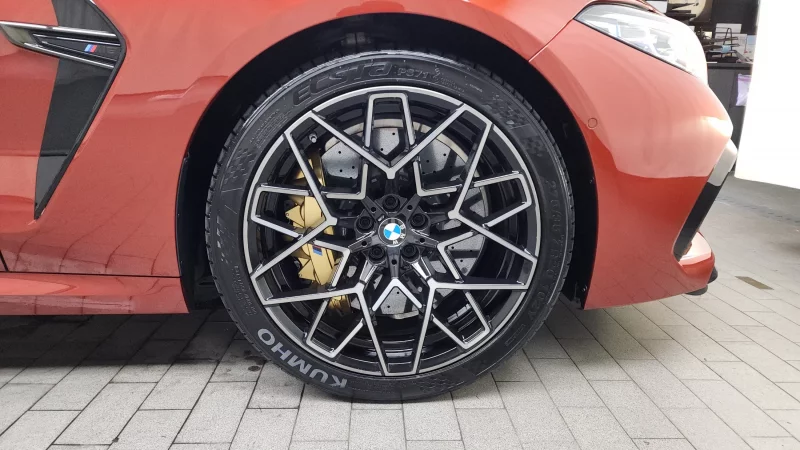 BMW M8