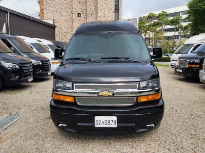 Chevrolet Express Van