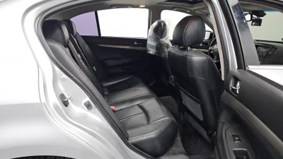 Infiniti G