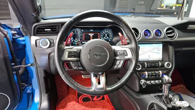 Ford MUSTANG