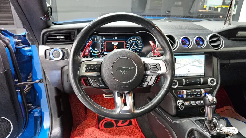 Ford MUSTANG