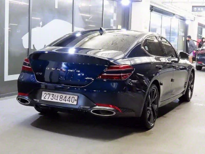Genesis G70