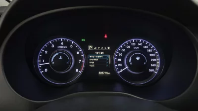 Hyundai Aslan