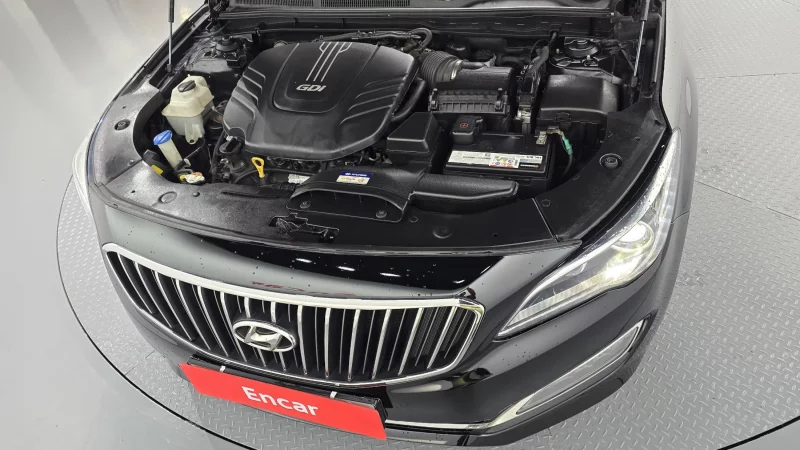 Hyundai Aslan