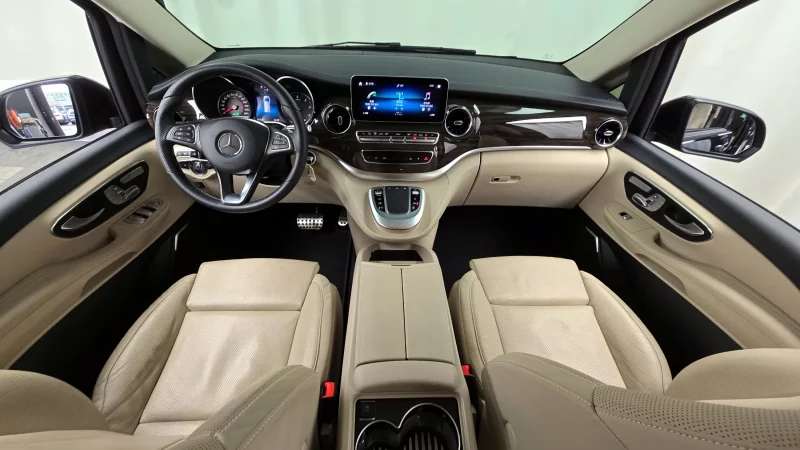 Mercedes-Benz V-Class