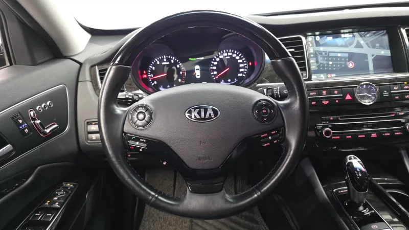 Kia K9