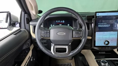 Ford EXPEDITION