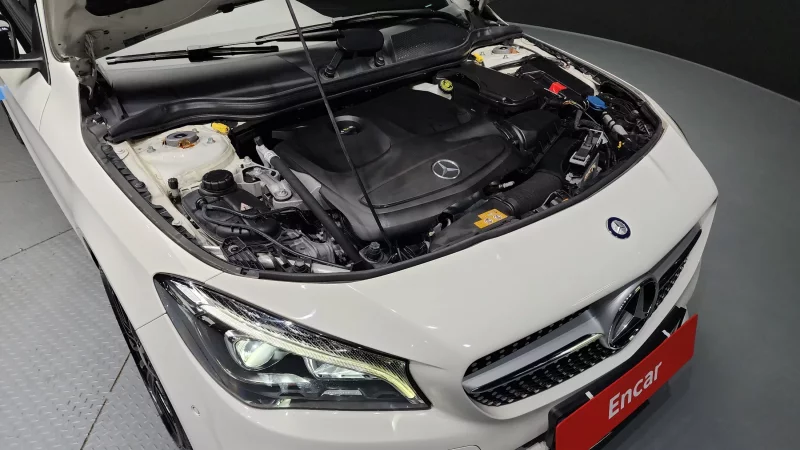 Mercedes-Benz CLA-Class