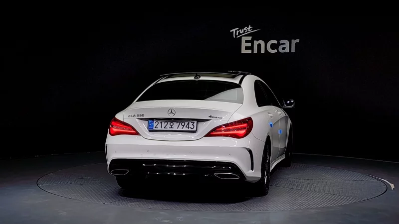 Mercedes-Benz CLA-Class