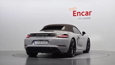 Porsche 718
