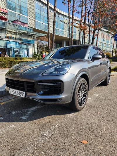 Porsche CAYENNE