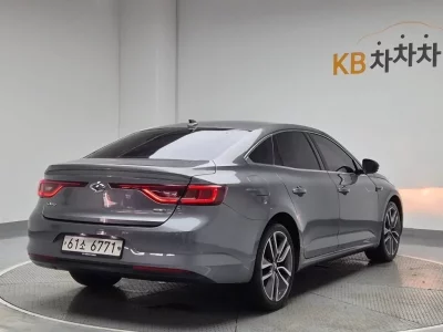 Renault Samsung SM6
