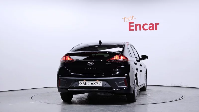 Hyundai Ioniq