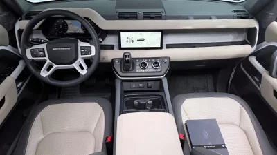 Land Rover DEFENDER