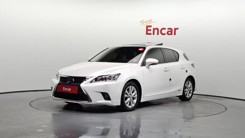 Lexus CT200h