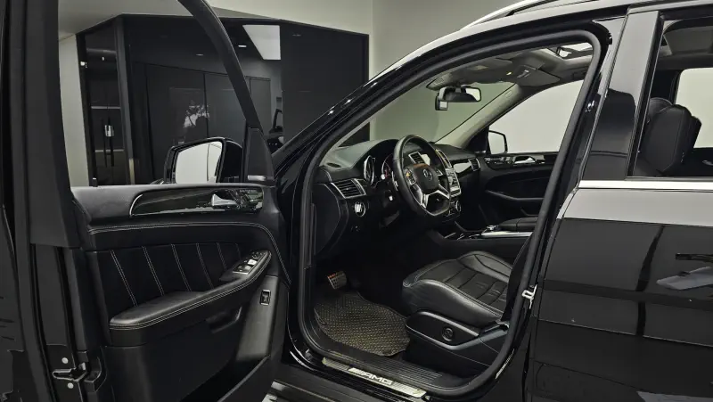 Mercedes-Benz M-class