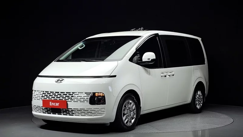 Hyundai Staria