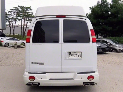 Chevrolet Express Van