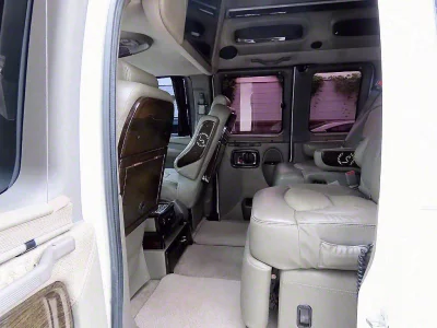 Chevrolet Express Van