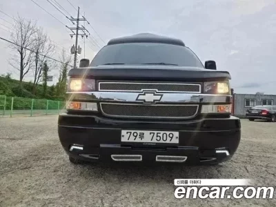 Chevrolet Express Van