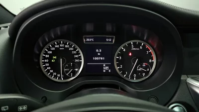 Infiniti Q30