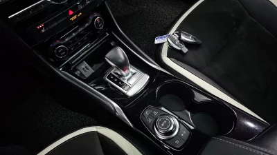Infiniti Q30