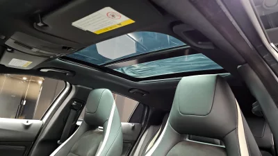 Infiniti Q30