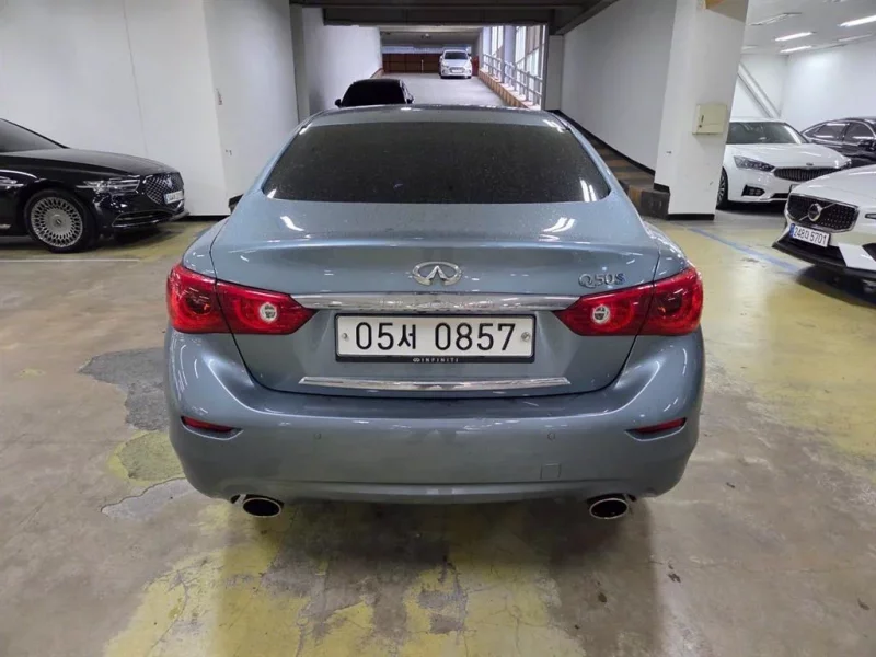 Infiniti Q50