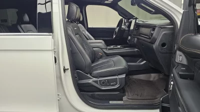 Ford EXPEDITION