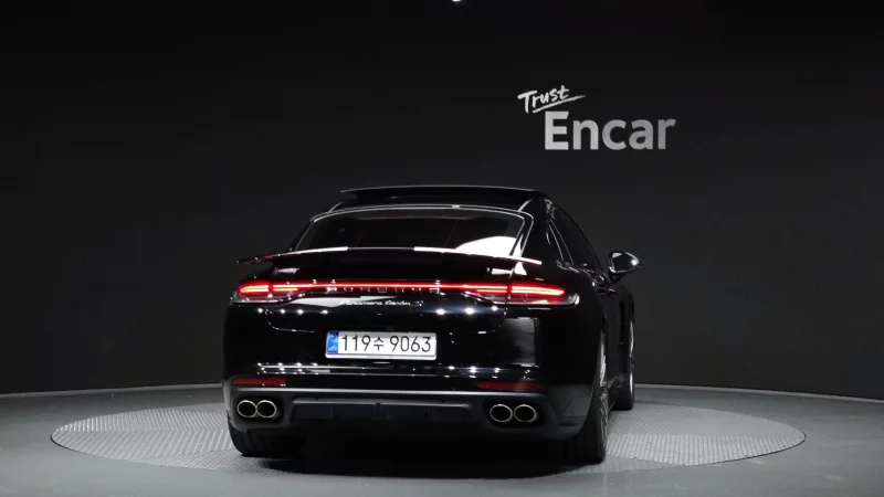 Porsche PANAMERA