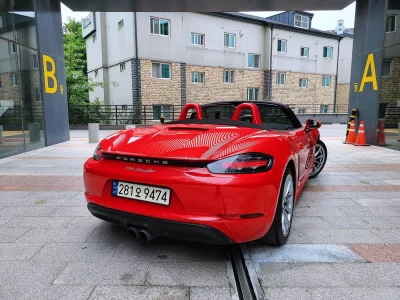 Porsche 718
