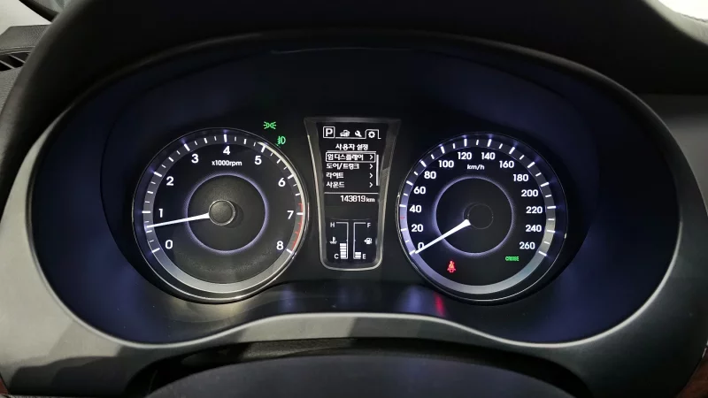 Hyundai Aslan