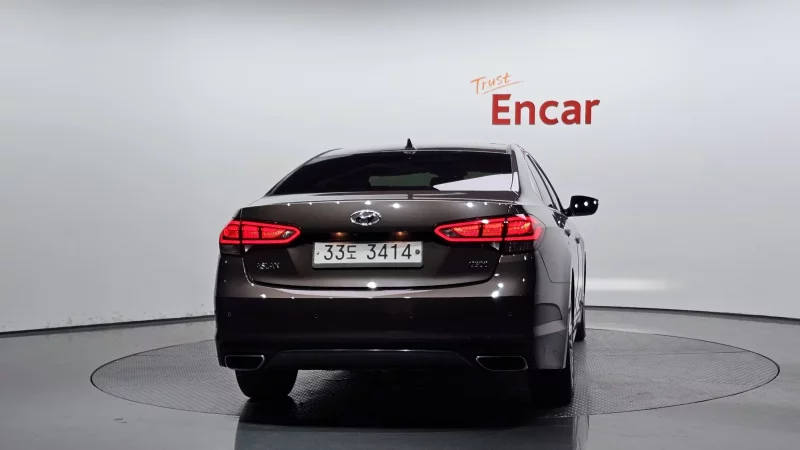 Hyundai Aslan