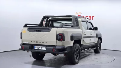 Kia Tasman