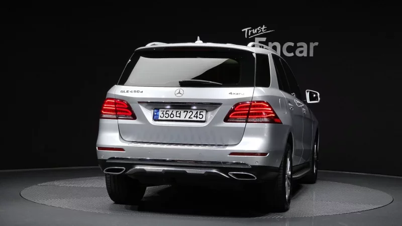 Mercedes-Benz GLE-Class