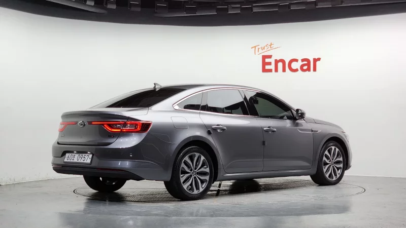 Renault Samsung SM6