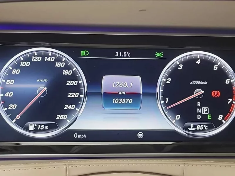 Mercedes-Benz S-Class