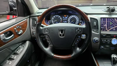 Hyundai Equus