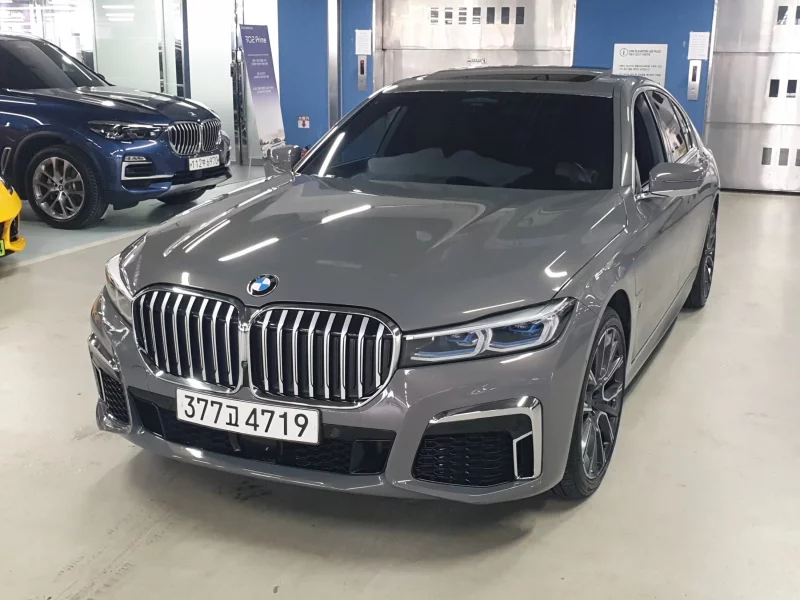 BMW 7-Series