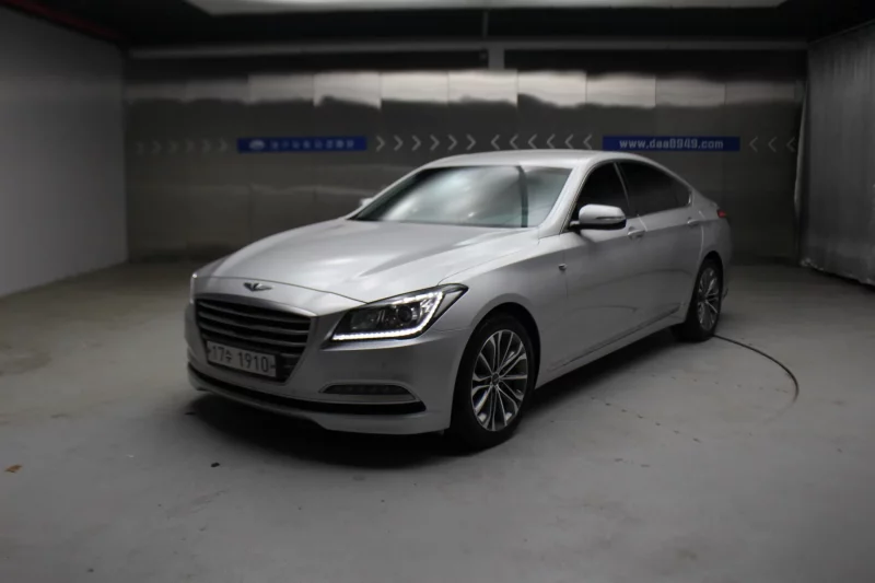 Hyundai Genesis
