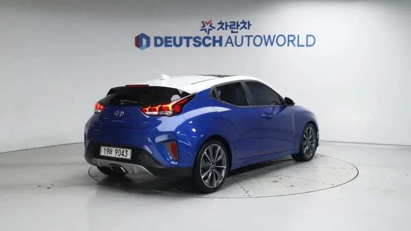 Hyundai Veloster