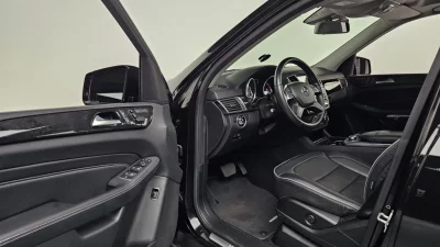 Mercedes-Benz M-class