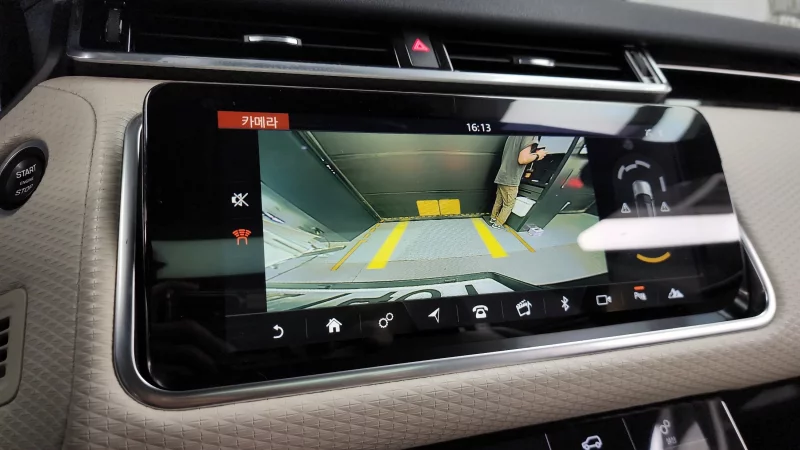 Land Rover RANGE ROVER VELAR