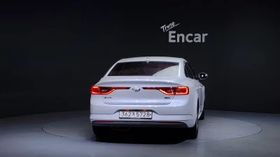 Renault Samsung SM6