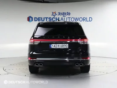 Lincoln AVIATOR