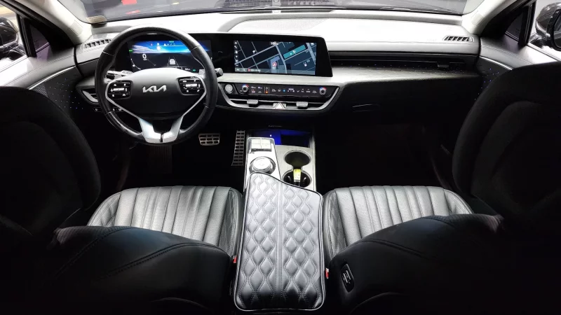 Kia K8