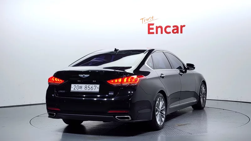 Hyundai Genesis