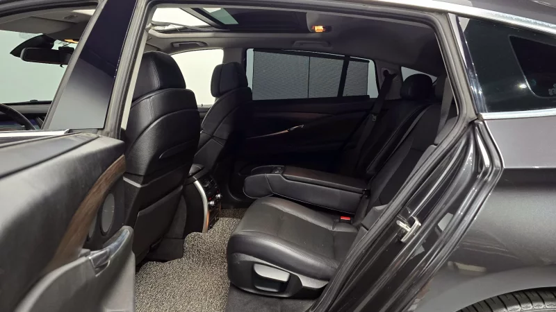 BMW 5-Series Gran Turismo