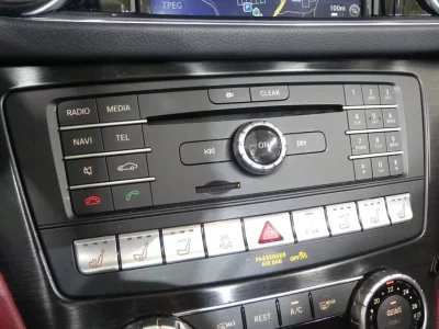 Mercedes-Benz SL-Class